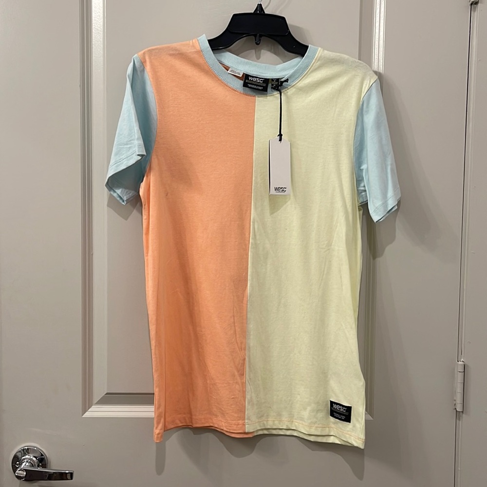Color block Tshirt medium